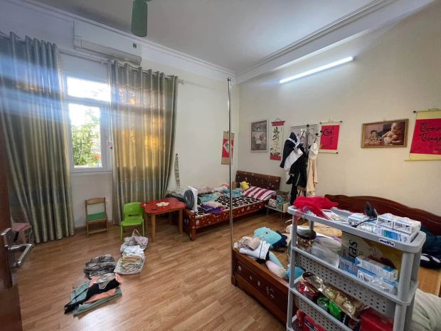 Bán nhà lý nam đế, 70m2, 6 tầng thang máy, mặt tiền 6m, 40 7727302