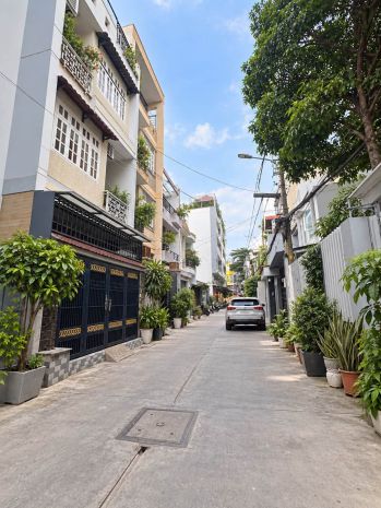Bán nhà ngay chợ tân hương  đối diện công viên  hxh tránh 7727422