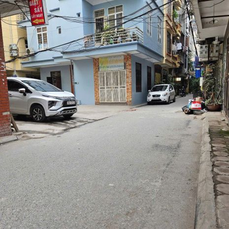 Chính chủ bán nhà phố viên  2 mặt ngõ  ô tô 7 chỗ đỗ cửa 7729024