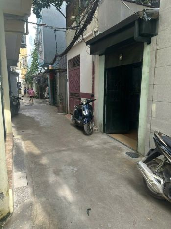 Chính chủ bán nhà phố viên  2 mặt ngõ  ô tô 7 chỗ đỗ cửa 7729027