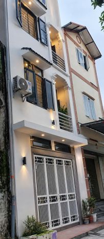 Bán nhà 3 tầng trung tâm huyện mê linh, xây mới 2023. chủ ở 7729368