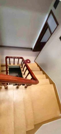 Quận 4: chính chủ  bán nhà 3 tầng mặt tiền hxh 8m hoàng 7729417