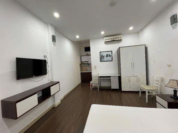 Khách sạn mặt phố vip đình ngang, 90m2 7 tầng 16 phòng 7729418