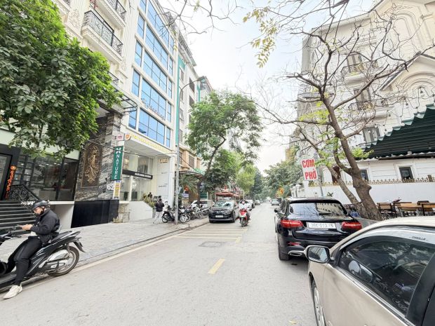 Bán tòa nhà văn phòng phố khúc thừa dụ 150m2 9t mt 9m, 7729431