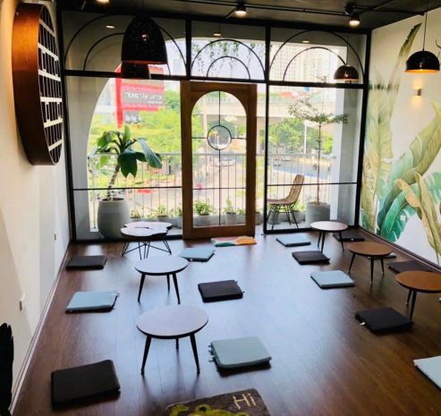 Sang nhượng cửa hàng trà sữa  mặt bằng kinh doanh  mặt 7729765