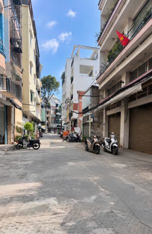 Siêu phẩm quận 11  6 tầng  10 phòng  đừơng 10m  9,8 tỷ tl 7731389