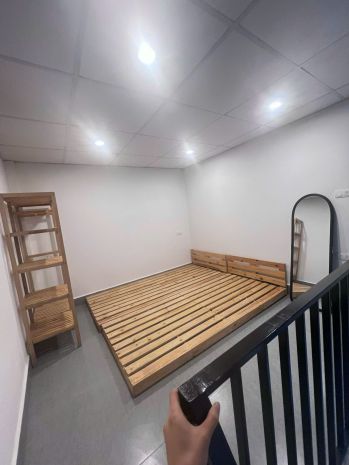 Cho thuê gấp căn hộ chung cư 1 ngủ, 1 khách phường tứ liên, 7732521