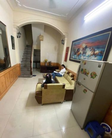 Cho thuê nhà ngõ 3xx nguyễn trãi  32m²  4 tầng  4pn  13,5 7733792