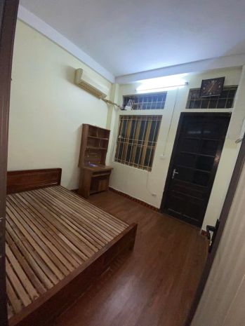 Cho thuê nhà ngõ 3xx nguyễn trãi  32m²  4 tầng  4pn  13,5 7733795