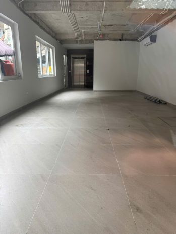 Cho thuê nhà lô góc láng hạ  85m²  4,5 tầng  thang máy  40 7733804