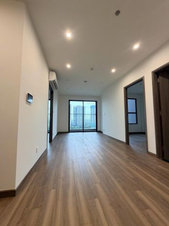 Chính chủ cần bán căn 75 m2, view công viên gia lâm, tầng 7734693