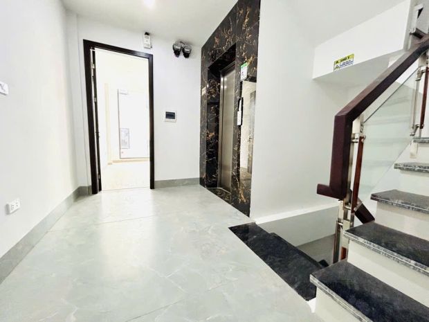 Phân lô thạch bàn  cổ linh  48m²  7 tầng  gara ô tô 7734816