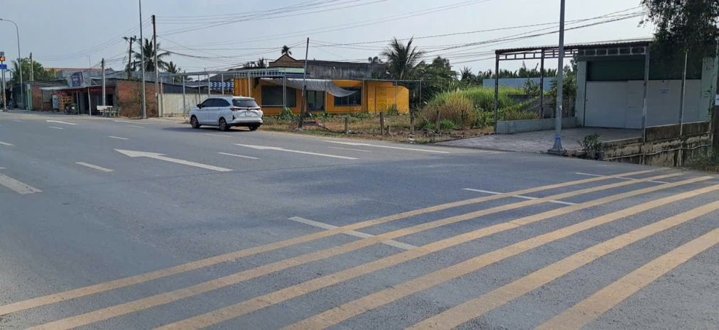 2000 m2 đất ở đô thị  mặt tiền đại lộ đt 818 - giá đất 7735652