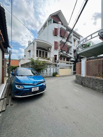 Biệt thự sân vườn gò vấp - dt 10.5x28.5m full thổ - khu phân 7735750