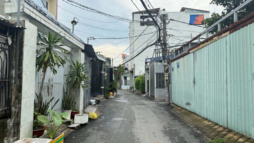 Nhà mặt tiền đường xe hơi né nhau - đông hưng thuận 23- 7736014