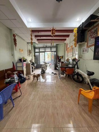 Nhà xe hơi ngủ trong nhà  chợ lạc quang, trường chinh q12 7736027