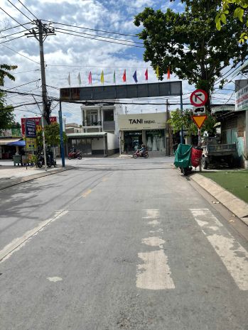 B.án đất mặt t.iền kênh  gần 100m²  gần công viên thạnh 7736273