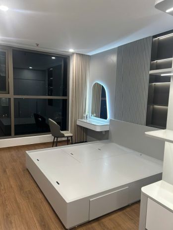 Cho thuê chung cư khai sơn -ngọc thuỵ- 101m2-3pn-view 7736942
