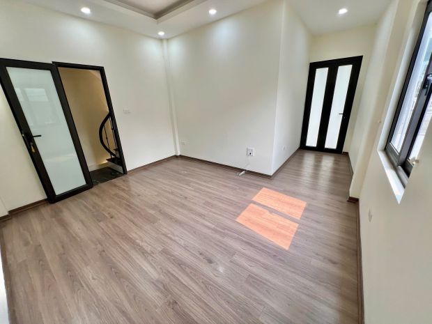 Bán nhà 4 tầng 1 tum trương định  đẹp, chắc chắn, ô tô đỗ 7737563