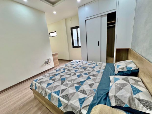 Bán nhà 4 tầng 1 tum trương định  đẹp, chắc chắn, ô tô đỗ 7737566
