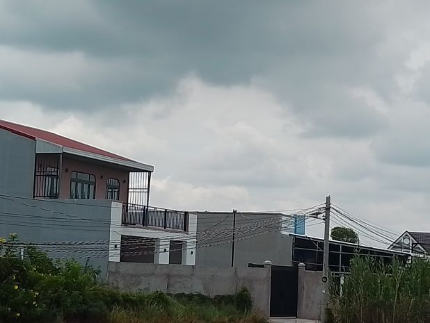 Bán đất 320m2 full thổ cư giá 2,7 tỷ mặt tiền đường nguyễn t 7737696