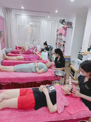 Cho thuê cửa hàng nail  mi full đồ, vào là kinh doanh ngay 7737917