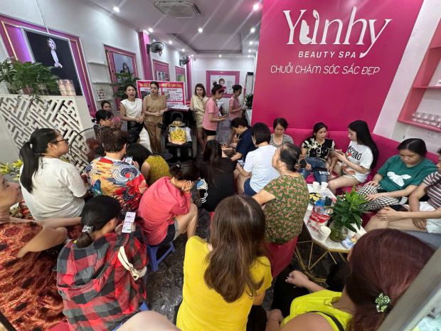 Cho thuê cửa hàng nail  mi full đồ, vào là kinh doanh ngay 7737918