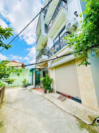 Bán nhà thạch bàn lô góc ngõ thông 7 tỷ 35m,sổ đỏ 7739480