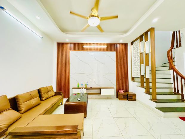 Bán nhà thạch bàn lô góc ngõ thông 7 tỷ 35m,sổ đỏ 7739481