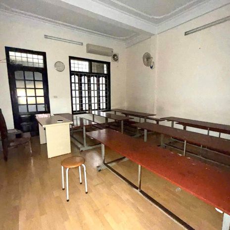 Nhà phân lô la thành  62m²  mt 5,2m  4 tầng  gần phố 7739955