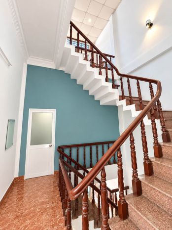 Mặt tiền tân quý 152m² ngang 5.2m nở hậu  3 tầng  giá 7740305