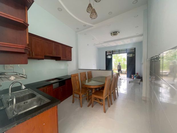 Nở hậu 6m  hơn 4 tỷ - nhà c4 hẻm xe hơi  gần phần mềm 7740497