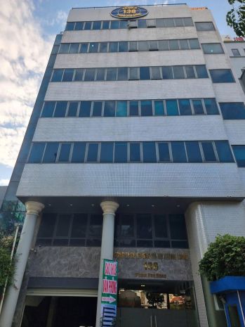 Chính chủ cho thuê văn phòng vị trí đắc địa: mặt tiền lớn, 7741235