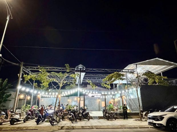 Cần sang quán gấp - mặt bằng rộng, đã xây dựng sẵn  tân 7741587