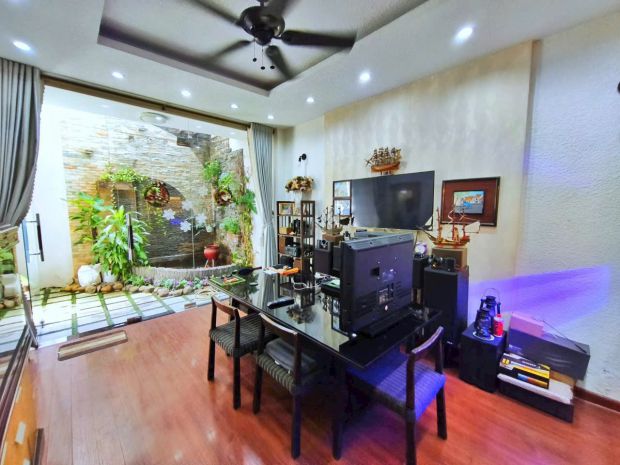 Chính chủ bán biệt thự mini dt 230m2 * giá bán: 11,8 tỷ * 7743208