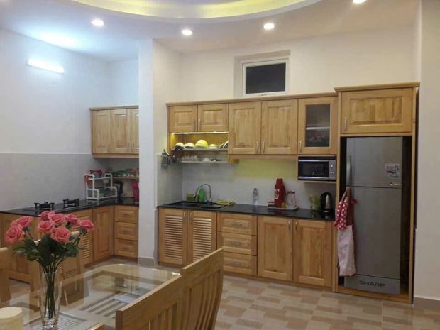 Cho thuê nhà 3 tầng rộng rãi đường thông thiên học giá 15 7743389