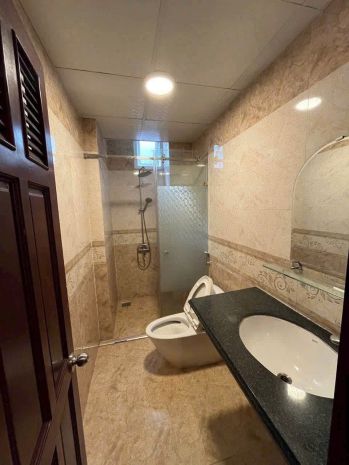 Cho thuê và sang nhượng villa nam hồ giá 18 triệu  phường 7743397