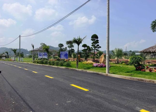 Đất nền  nhà 2 phòng ngủ  ngõ đồng dao, đức trọng 7744124