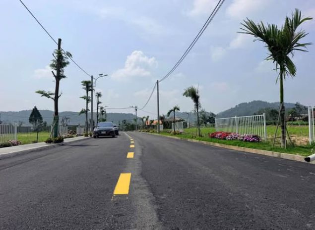 Đất nền  nhà 2 phòng ngủ  ngõ đồng dao, đức trọng 7744126