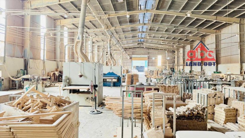 Cho thuê xưởng mt võ nguyên giáp phước tân 6000m2 7744869