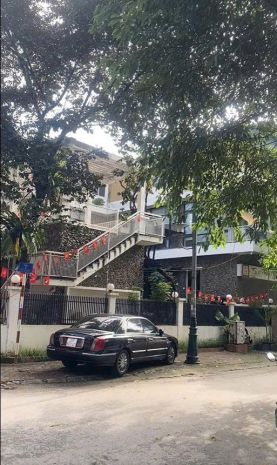 Cho thuê nhà đẹp  vị trí đắc địa kđt picenza đồng bẩm, tp 7746330