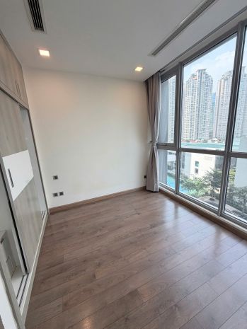 Cho thuê căn hộ vinhomes central park  2pn  view trực 7746622