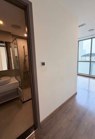 Cho thuê căn hộ vinhomes central park  2pn  view trực 7746624