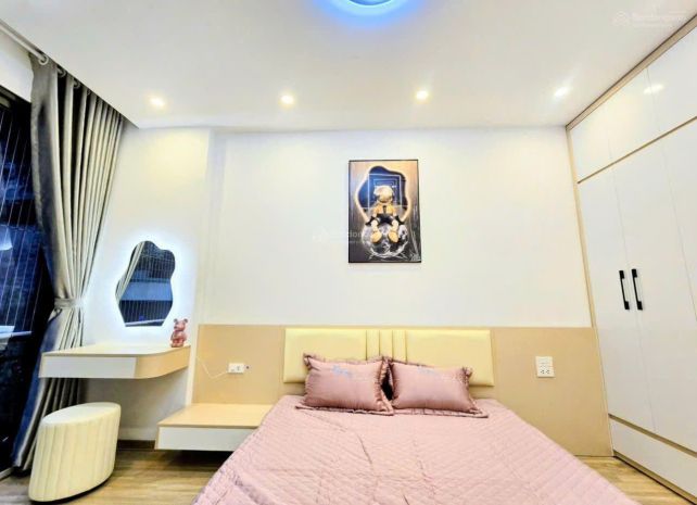 Cho thuê nhà riêng giáp nhị  hoàng mai  32m²  5 tầng  3pn 7746825