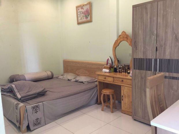Nhà vườn 2 mặt tiền  sân để ô tô  hồ cá koi  ngang 8m 7747660