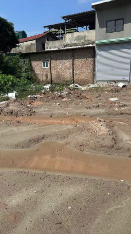 Chính chủ bán nhà  trung tâm thị trấn yên viên 7747673