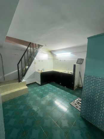 Nhà bành văn trân _ giá 8 tỷ , dt 4,5 dài 18 m xây 3 tầng 7748382