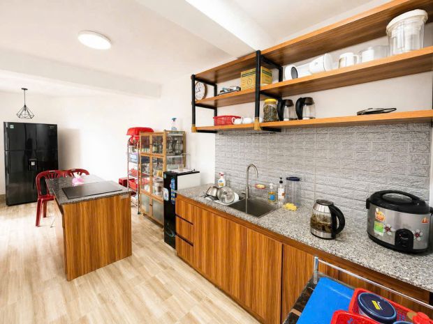 Cho thuê 1 tầng villa 3 phòng ngủ giá 15 triệu tại đường 7748937