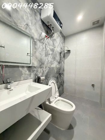 Nhà đẹp độc lập sân cổng riêng mặt ngõ cách đường chính 20m 7749548
