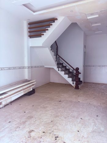Bán nhà 3 tầng 60m2 6x10m 4pn hà huy giáp tx52 q12 hxh 7749651